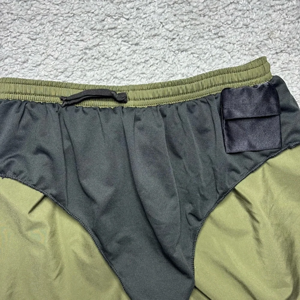 Soffe Shorts Womens Medium Vintage Moss Green Activewear Athleisure Lined Run